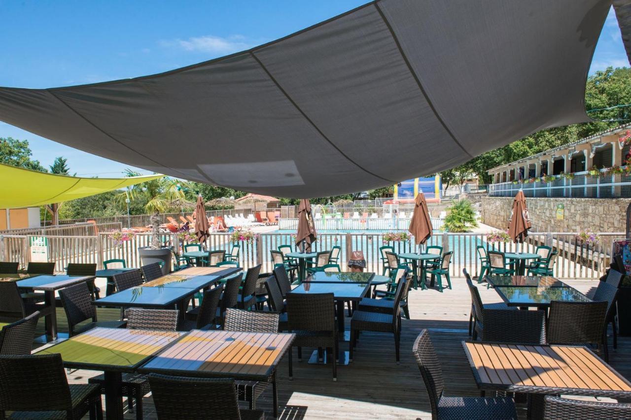 Camping Les Reflets Du Quercy Hotel Crayssac Buitenkant foto