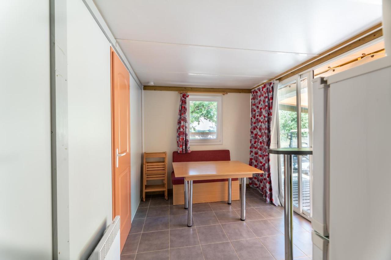 Camping Les Reflets Du Quercy Hotel Crayssac Buitenkant foto